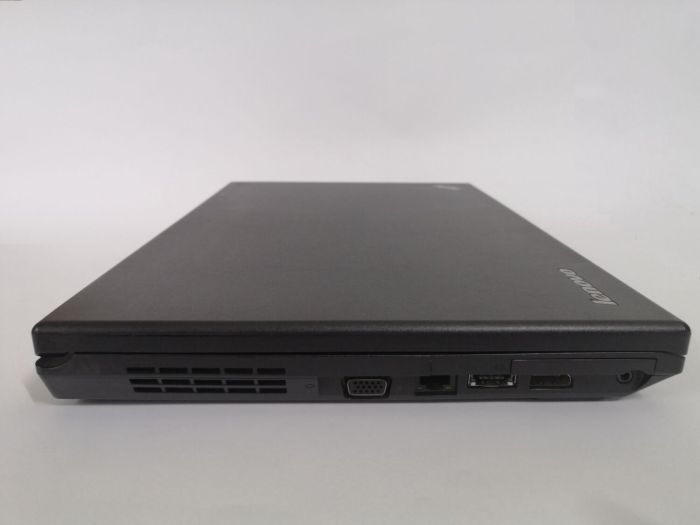 Ноутбук Lenovo ThinkPad L520 / 15.6" (1366x768) TN / Intel Core i3-2350M (2 (4) ядра по 2.3 GHz) / 8 GB DDR3 / 500 GB HDD / Intel HD Graphics 3000 / WebCam б/в - зображення 4