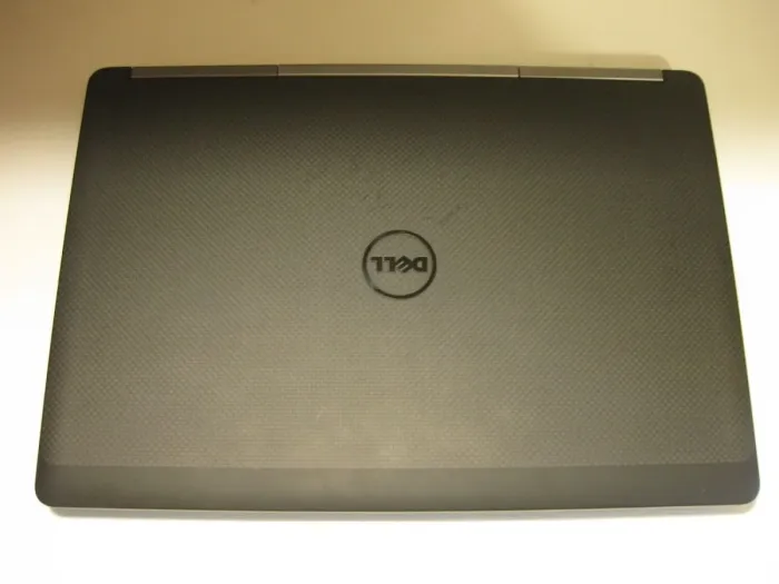 Робоча станція Dell Precision 7520 / 15.6" (1920x1080) IPS Touch / Intel Core i7-6820HQ (4 (8) ядра по 2.7 - 3.6 GHz) / 16 GB DDR4 / 512 GB SSD + 500 GB HDD / nVidia Quadro M2200, 4 GB GDDR5, 128-bit / WebCam / HDMI б/в - зображення 7