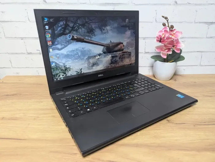 Ноутбук Dell Inspiron 15 3000 / 15.6" (1920x1080) TN / Intel Core i3-4005U (2 (4) ядра по 1.7 GHz) / 8 GB DDR3 / 128 GB SSD / Intel HD Graphics 4400 / WebCam б/в - зображення 5