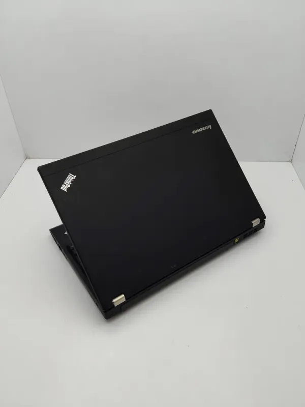 Нетбук Lenovo ThinkPad X220 / 12.5" (1366x768) TN / Intel Core i5-2520M (2 (4) ядра по 2.5 - 3.2 GHz) / 8 GB DDR3 / 120 GB SSD / Intel HD Graphics 3000 / WebCam б/в - зображення 8
