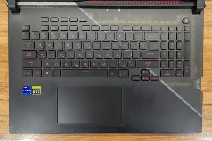 Ігровий ноутбук Asus ROG Strix G733Z / 17.3" (1920x1080) IPS / Intel Core i9-12900H (14 (20) ядер по 3,8 - 5,0 ГГц) / 32 ГБ DDR5 / 1000 ГБ SSD / nVidia GeForce RTX 3070 Ti, 8 ГБ GDDR6, 256-bit / HDMI / Windows 11 б/в - зображення 3