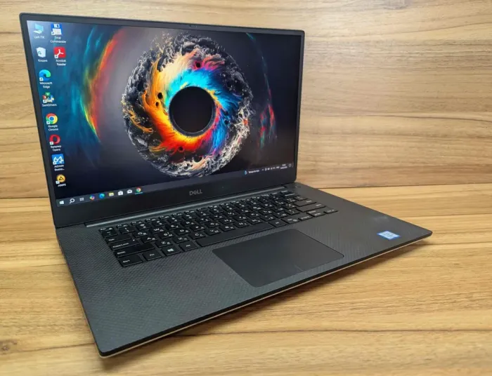 Мобільна робоча станція Dell Precision 5540 / 15.6" (1920x1080) IPS / Intel Core i7-9750H (6 (12) ядер по 2.6 - 4.5 GHz) / 16 GB DDR4 / 512 GB SSD / nVidia Quadro T2000, 4 GB GDDR5, 128-bit / WebCam / Windows 10 б/в - зображення 4