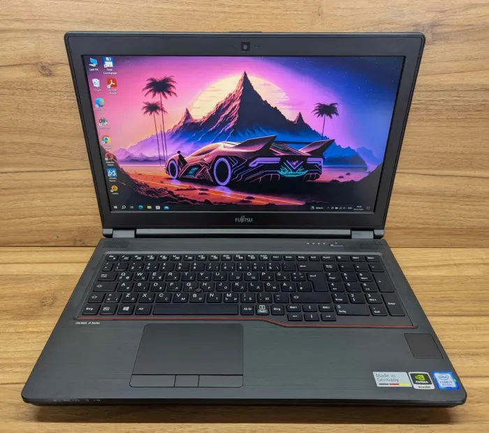 Мобільна робоча станція Б-клас Fujitsu Celsius H780 / 15.6" (1920x1080) IPS / Intel Core i7-8750H (6 (12) ядер по 2.2 - 4.1 GHz) / 32 GB DDR4 / 512 GB SSD / nVidia Quadro P600, 4 GB GDDR5, 128-bit / WebCam / 4G / Windows 10 б/в - зображення 2