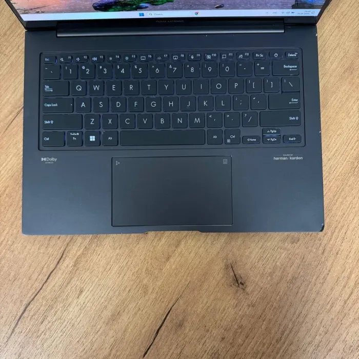 Ультрабук Б-клас Asus Zenbook Q410V / 14.5" (2880x1800) IPS Touch / Intel Core i5-13500H (12 (16) ядер по 3.5 -4.7 GHz) / 8 GB DDR4 / 512 GB SSD NVMe / Intel Iris Xe Graphics / WebCam б/в - зображення 5