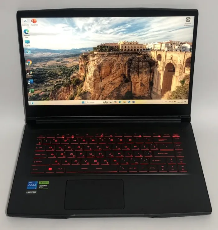 Ігровий ноутбук MSI GF63 Thin 11UC-1276US / 15.6" (1920x1080) IPS / Intel Core i5-11400H (6 (12) ядер по 2.2 - 4.5 GHz) / 16 GB DDR4 / 512 GB SSD / nVidia GeForce RTX 3050, 4 GB GDDR6, 128-bit / WebCam / Win 11 Home - зображення 2