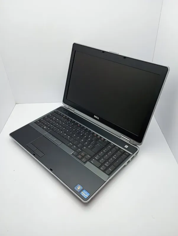 Ноутбук Dell Latitude E6530 / 15.6" (1920x1080) TN / Intel Core i5-3320M (2 (4) ядра по 2.6 - 3.3 GHz) / 8 GB DDR3 / 500 GB HDD / nVidia NVS 5200M, 1 GB DDR3, 64-bit / WebCam б/в - зображення 4