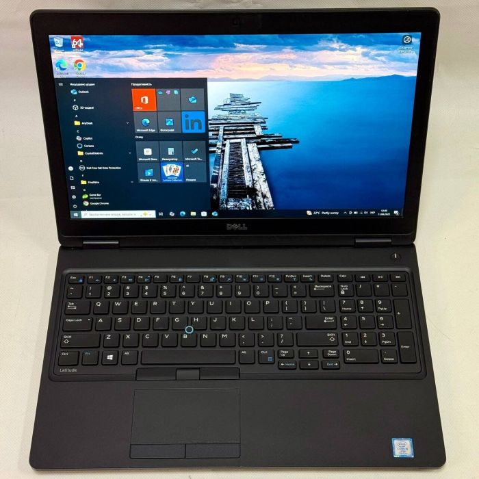 Ноутбук Б-клас Dell Latitude 5580 / 15.6" (1920x1080) IPS / Intel Core i5-7440HQ (4 ядра по 2.8 - 3.8 GHz) / 8 GB DDR4 / 240 GB SSD / Intel HD Graphics 630 / WebCam / Windows 10 Pro б/в - зображення 4