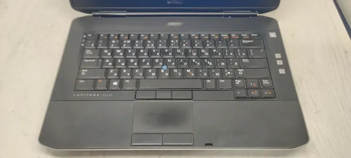 Ноутбук Б-клас Dell Latitude E5430 / 14" (1366x768) TN / Intel Core i7-3540M (2 (4) ядра по 3.0 - 3.7 GHz) / 8 GB DDR3 / 120 GB SSD / Intel HD Graphics 4000 / WebCam б/в - зображення 4