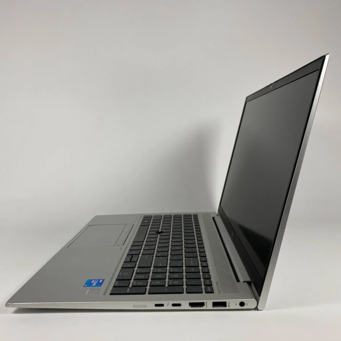 Ультрабук Б-клас HP EliteBook 850 G8 / 15.6" (1920x1080) IPS / Intel Core i5-1145G7 (4 (8) ядра по 2.6 - 4.4 GHz) / 16 GB DDR4 / 256 GB SSD / Intel Iris Xe Graphics / WebCam / TouchID б/в - зображення 6