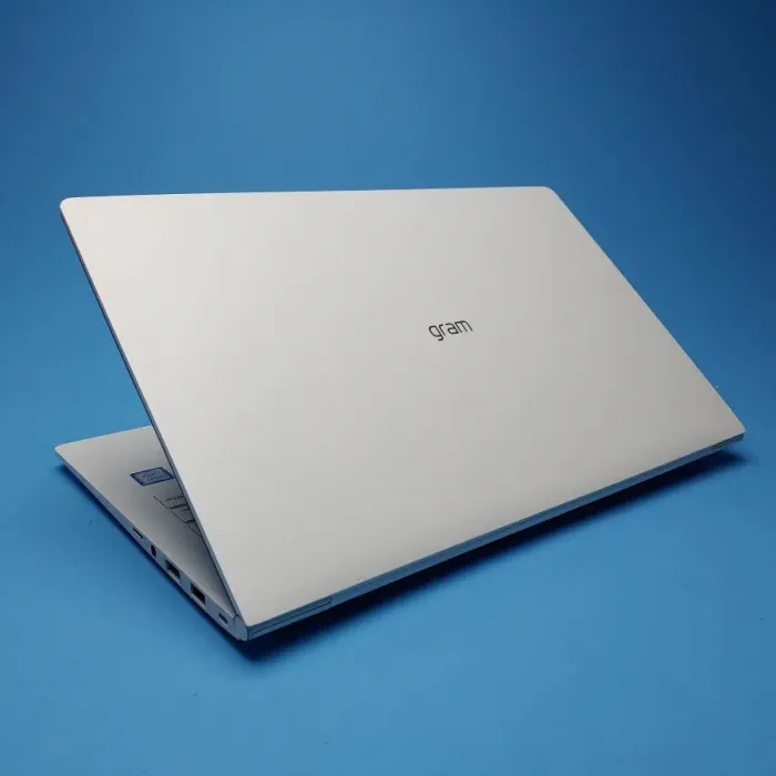 Ультрабук LG Gram 15ZD990-VX50K / 15.6" (1920x1080) IPS / Intel Core i5-8265U (4 (8) ядра по 1.6 - 3.9 GHz) / 8 GB DDR4 / 256 GB SSD / Intel UHD Graphics 620 / WebCam / Win 10 Home б/в - зображення 7