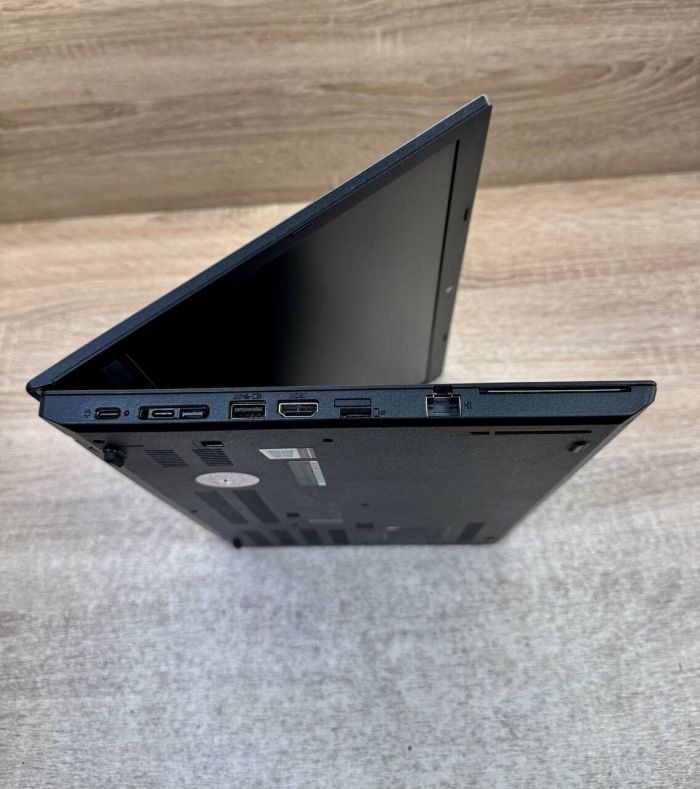 Ультрабук Lenovo ThinkPad L480 / 14" (1366x768) TN / Intel Core i3-8130U (2 (4) ядра по 2.2 - 3.4 GHz) / 8 GB DDR4 / 120 GB SSD / Intel UHD Graphics 620 / WebCam / Windows 11 б/в - зображення 4