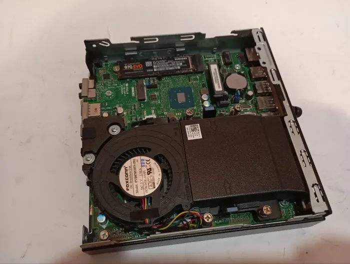 Неттоп Dell OptiPlex 3050 USFF / Intel Core i3-6100T (2 (4) ядра по 3.2 GHz) / 8 GB DDR4 / 250 GB SSD NVMe / Intel HD Graphics 530 б/в - зображення 5