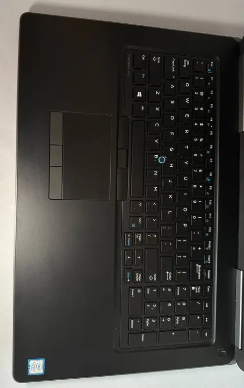 Мобільна робоча станція Dell Precision 7720 / 17.3" (1920x1080) IPS / Intel Core i7-7920HQ (4 (8) ядра по 3.1 - 4.1 GHz) / 16 GB DDR4 / 256 GB SSD + 500 GB HDD / nVidia Quadro P3000, 6 GB GDDR5, 192-bit / WebCam б/в - зображення 6