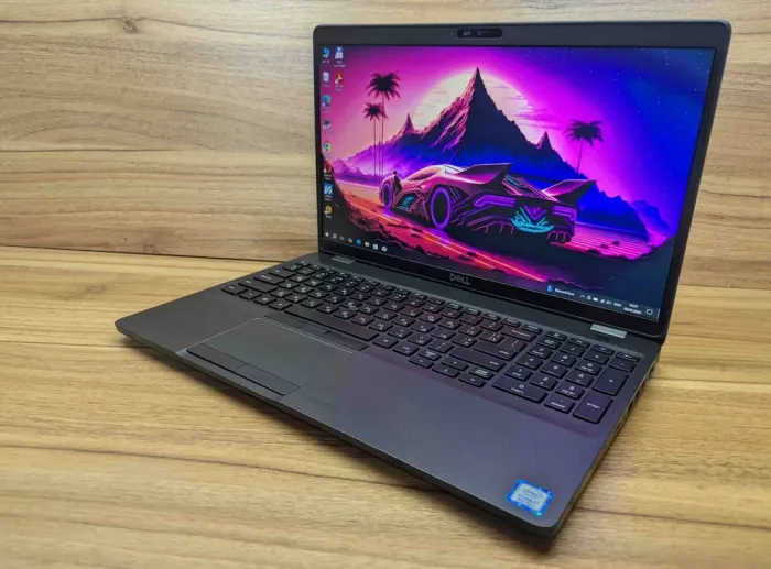 Ноутбук Б-клас Dell Precision 3540 / 15.6" (1920x1080) IPS / Intel Core i7-8565U (4 (8) ядра по 1.8 - 4.6 GHz) / 16 GB DDR4 / 512 GB SSD / AMD Radeon Pro WX 2100, 2 GB GDDR5, 64-bit / WebCam / Windows 10 б/в - зображення 5