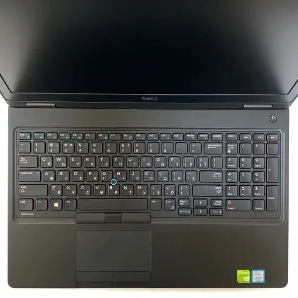 Ноутбук Dell Latitude 5580 / 15.6" (1920x1080) IPS / Intel Core i5-7440HQ (4 ядра по 2.8 - 3.8 GHz) / 16 GB DDR4 / 256 GB SSD / nVidia GeForce 940MX, 2 GB GDDR5, 64-bit / WebCam / HDMI б/в - зображення 3