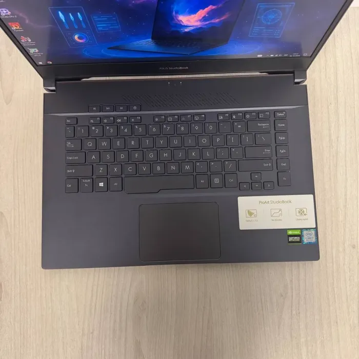 Ігровий ноутбук Asus ProArt StudioBook 15 H500GVA / 15.6" (3840x2160) IPS / Intel Core i7-9750H (6 (12) ядер по 2,6 - 4,5 ГГц) / 16 ГБ DDR4 / 512 ГБ SSD NVMe / nVidia GeForce RTX 2060, 6 ГБ GDDR6, 192-біт б/в - зображення 7