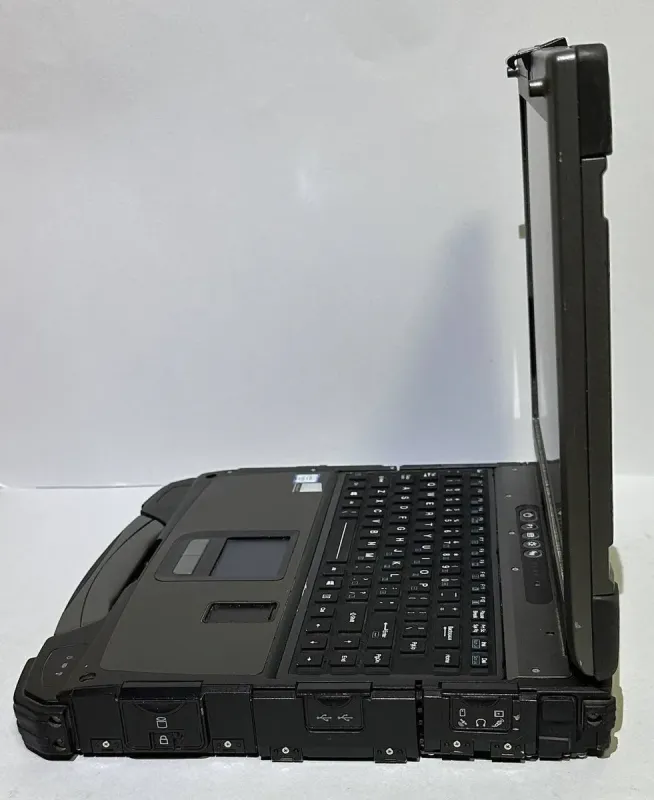 Захищений ноутбук Б-класу Getac B300 G6 / 13.3" (1920x1080) TN Touch / Intel Core i5-6200U (2 (4) ядра по 2.3 - 2.8 GHz) / 16 GB DDR4 / 256 GB SSD / Intel HD Graphics 520 / DVD-RW / Fingerprint / 4G LTE / GPS б/в - зображення 4
