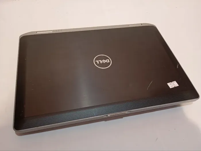 Ноутбук Б-клас Dell Latitude E6430 / 14" (1366x768) TN / Intel Core i5-3340M (2 (4) ядра по 2.7 - 3.4 GHz) / 8 GB DDR3 / 500 GB HDD / Intel HD Graphics 4000 / WebCam б/в - зображення 6