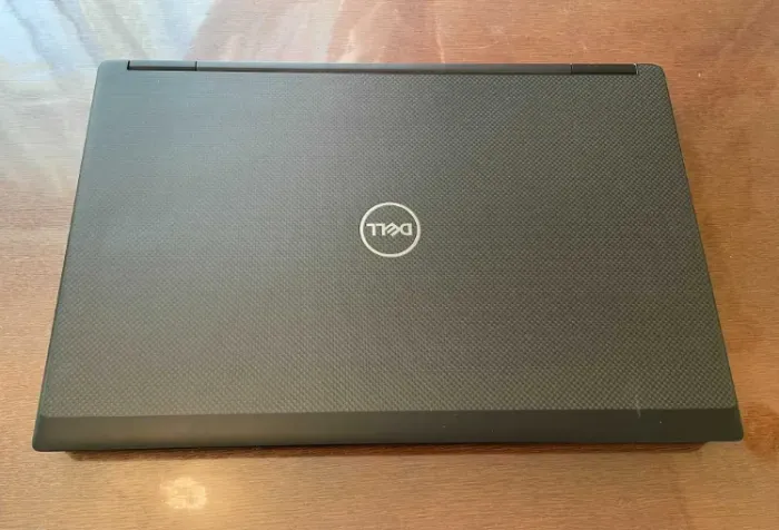 Робоча станція Dell Precision 7730 / 17.3" (1920x1080) IPS / Intel Xeon E-2176M (6 (12) ядер по 2.7 - 4.4 GHz) / 16 GB DDR4 / 512 GB SSD / nVidia Quadro P3200, 6 GB GDDR5, 192-bit / WebCam б/в - зображення 3