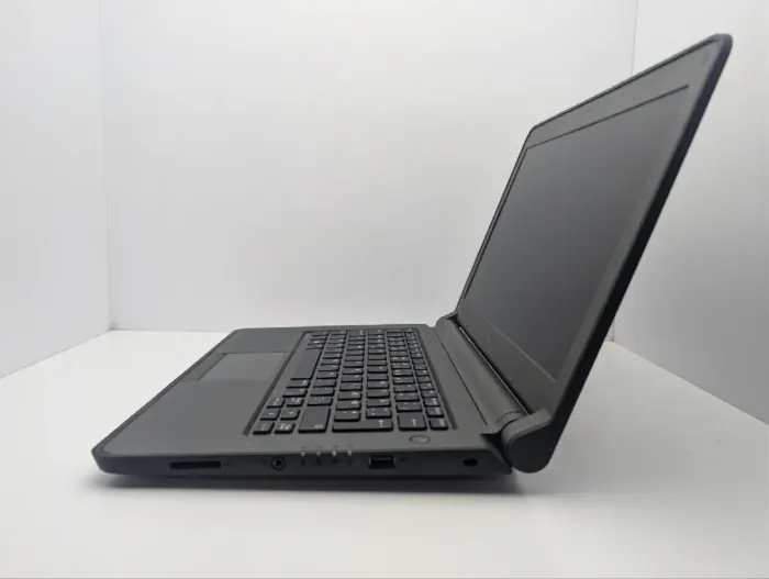 Ноутбук Dell Latitude 3350 / 13.3" (1366x768) TN / Intel Celeron 3215U (2 ядра по 1.7 GHz) / 8 GB DDR3 / 120 GB SSD / Intel HD Graphics / WebCam б/в - зображення 5