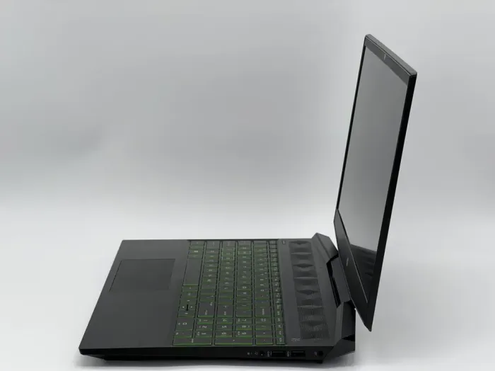 Ігровий ноутбук HP Pavilion Gaming 15-dk1035nr / 15.6" (1920x1080) IPS / Intel Core i5-10300H (4 (8) ядра по 2.5 - 4.5 GHz) / 16 GB DDR4 / 480 GB SSD / nVidia GeForce GTX 1050, 3 GB GDDR5, 96-bit / WebCam б/в - зображення 4