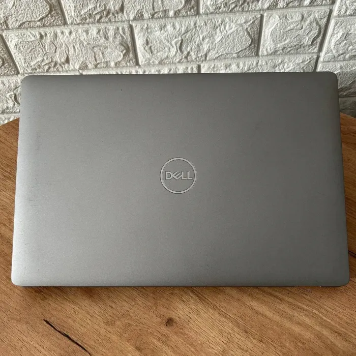 Ігровий ноутбук Б-клас Dell Latitude 5511 / 15.6" (1366x768) TN / Intel Core i7-10750H (6 (12) ядер по 2.6 - 5.0 GHz) / 16 GB DDR4 / 256 GB SSD / nVidia GeForce MX250, 2 GB GDDR5, 64-bit / WebCam б/в - зображення 3