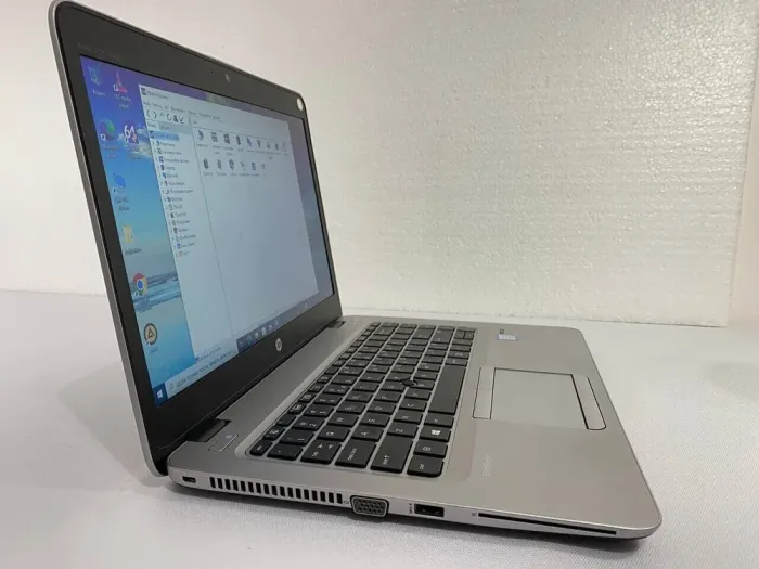 Ультрабук Б-клас HP EliteBook 840 G4 / 14" (1366x768) TN / Intel Core i5-7200U (2 (4) ядра по 2.5 - 3.1 GHz) / 8 GB DDR4 / 256 GB SSD M.2 / Intel HD Graphics 620 / WebCam / DisplayPort б/в - зображення 6