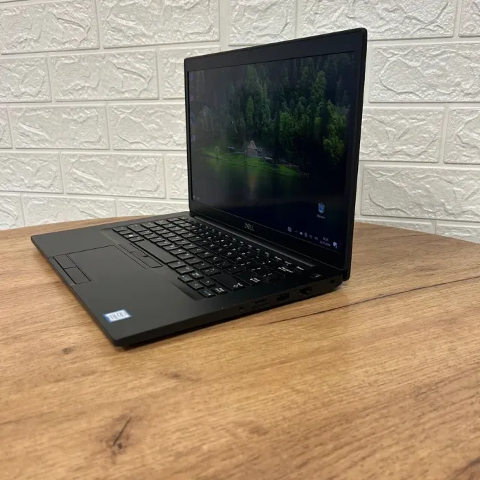 Ультрабук Б-клас Dell Latitude 7490 / 14" (1920x1080) IPS Touch / Intel Core i5-8350U (4 (8) ядра по 1.7 - 3.6 GHz) / 8 GB DDR4 / 240 GB SSD / Intel UHD Graphics 620 / WebCam б/в - зображення 5