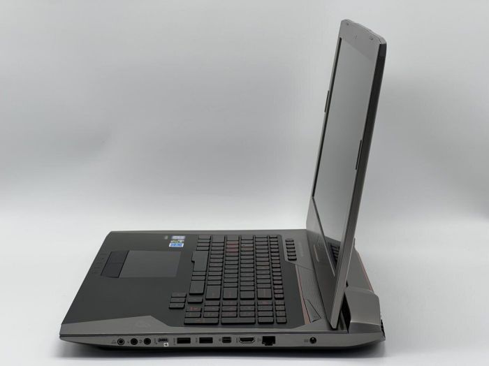 Ігровий ноутбук Asus ROG G752VL-BHI7N32 / 17,3" (1920x1080) IPS / Intel Core i7-6700HQ (4 (8) ядра по 2,6 - 3,5 ГГц) / 16 ГБ DDR3 / 480 ГБ SSD / nVidia GeForce GTX 965M, 2 ГБ GDDR5, 128-біт / WebCam б/в - зображення 4