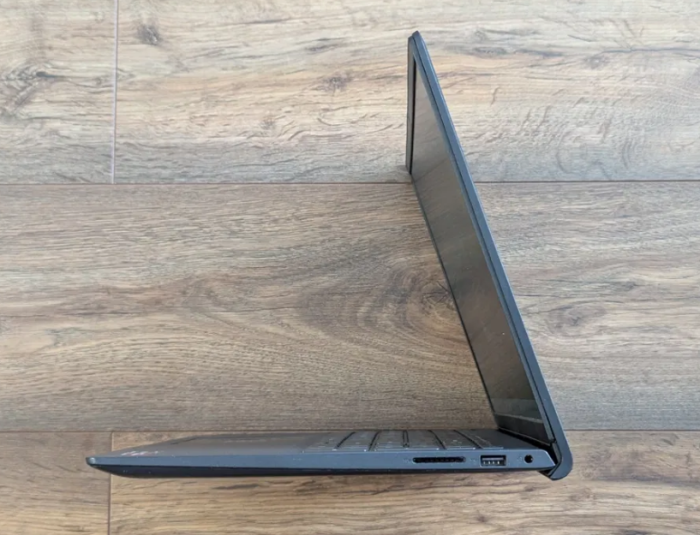 Ультрабук Dell Inspiron 15 3525 / 15.6" (1920x1080) IPS / AMD Ryzen 5 5625U (6 (12) ядер по 2.3 - 4.3 GHz) / 16 GB DDR4 / 512 GB SSD / AMD Radeon Vega 7 Graphics / WebCam / Win 11 б/в - зображення 5