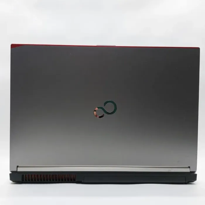 Мобільна робоча станція Fujitsu Celsius H760 / 15.6" (1920x1080) IPS / Intel Core i5-6440HQ (4 ядра по 2,6 - 3,5 ГГц) / 32 ГБ DDR4 / 512 ГБ SSD / nVidia Quadro M600M, 2 ГБ GDDR5, 128-біт / WebCam б/в - зображення 6