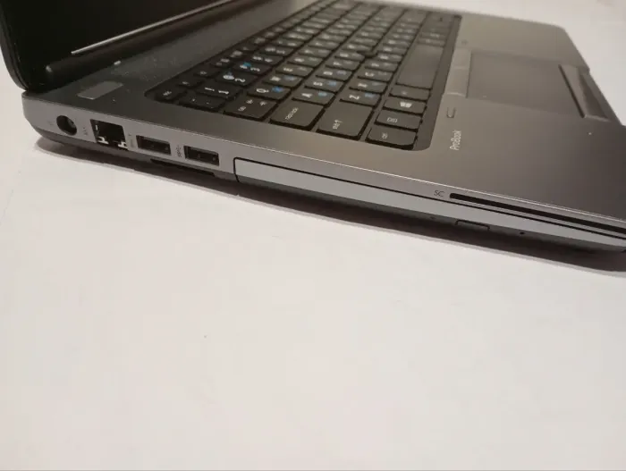 Ноутбук Б-клас HP ProBook 640 G1 / 14" (1366x768) TN / Intel Core i5-4300M (2 (4) ядра по 2.6 - 3.3 GHz) / 8 GB DDR3 / 128 GB SSD / Intel HD Graphic 4600 / WebCam б/в - зображення 5