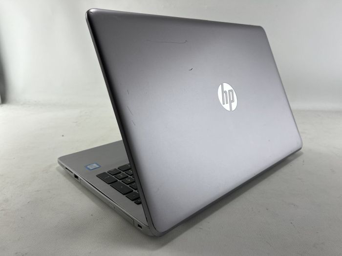 Ноутбук HP 250 G6 / 15.6" (1920x1080) TN / Intel Core i7-7500U (2 (4) ядра по 2.7 - 3.5 GHz) / 16 GB DDR4 / 240 GB SSD / Intel HD Graphics 620 / WebCam б/в - зображення 4