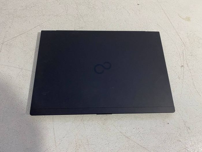 Ноутбук Fujitsu LifeBook U937 / 13.3" (1920x1080) IPS / Intel Core i5-7300U (2 (4) ядра по 2.6 - 3.5 GHz) / 8 GB DDR4 / 128 GB SSD / Intel HD Graphics 620 / WebCam б/в - изображение 7