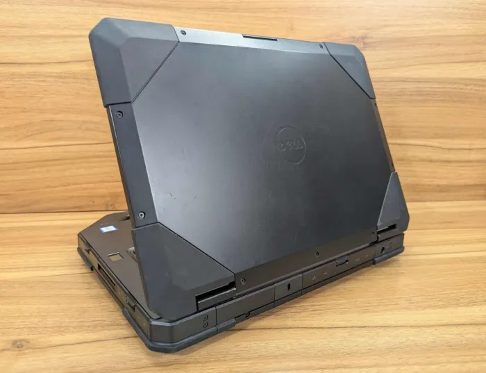 Захищений ноутбук Dell Latitude 14 Rugged 5414 / 14" (1920x1080) IPS Touch / Intel Core i5-6300U (2 (4) ядра по 2,4 - 3,0 ГГц) / 16 ГБ DDR4 / 512 ГБ SSD / AMD Radeon R7 M360, 2 ГБ DDR3, 64-біт / Сканер відбитків пальців / Windows 10 б/в - зображення 13