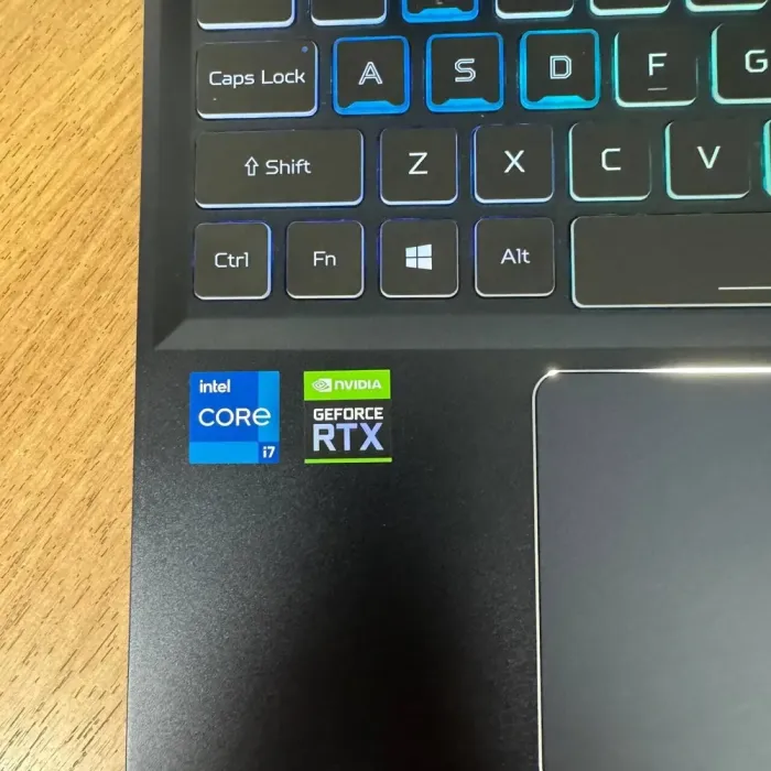 Ігровий ноутбук Б-клас Acer Predator Triton PT315-53 / 15.6" (2560x1440) IPS / Intel Core i7-11800H (8 (16) ядер по 2.3 - 4.6 GHz) / 16 GB DDR4 / 1000 GB SSD / nVidia GeForce RTX 3070, 8 GB GDDR6, 256-bit / WebCam б/в - зображення 8