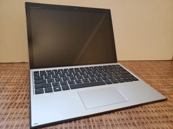 Нетбук-трансформер HP Elite x2 G4 / 12.3" (1920x1080) IPS Touch / Intel Core i5-8365U (4 (8) ядра по 1.6 - 4.1 GHz) / 8 GB DDR3 / 256 GB SSD / Intel UHD Graphics / WebCam б/в - зображення 2