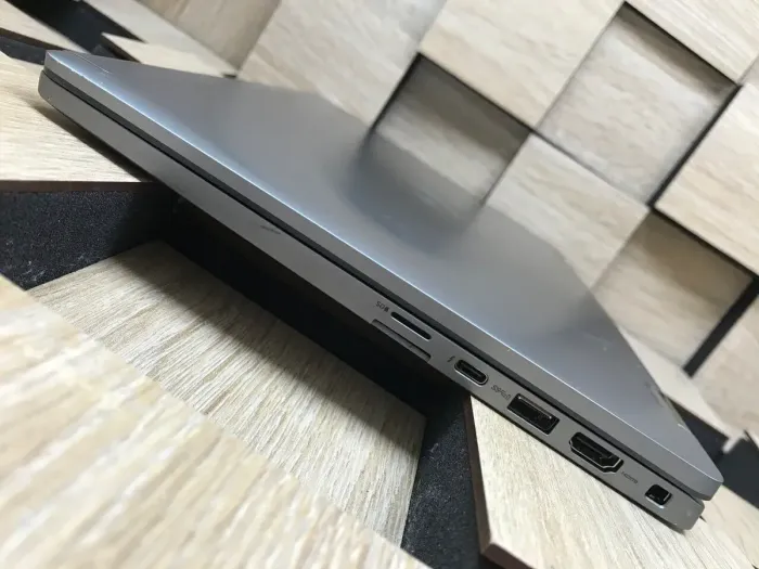 Ультрабук Dell Latitude 7420 / 14" (1920x1080) IPS Touch / Intel Core i7-1185G7 (4 (8) ядра по 3.0 - 4.8 GHz) / 16 GB DDR4 / 256 GB SSD / Intel Iris XE Graphics / WebCam / HDMI б/в - зображення 6