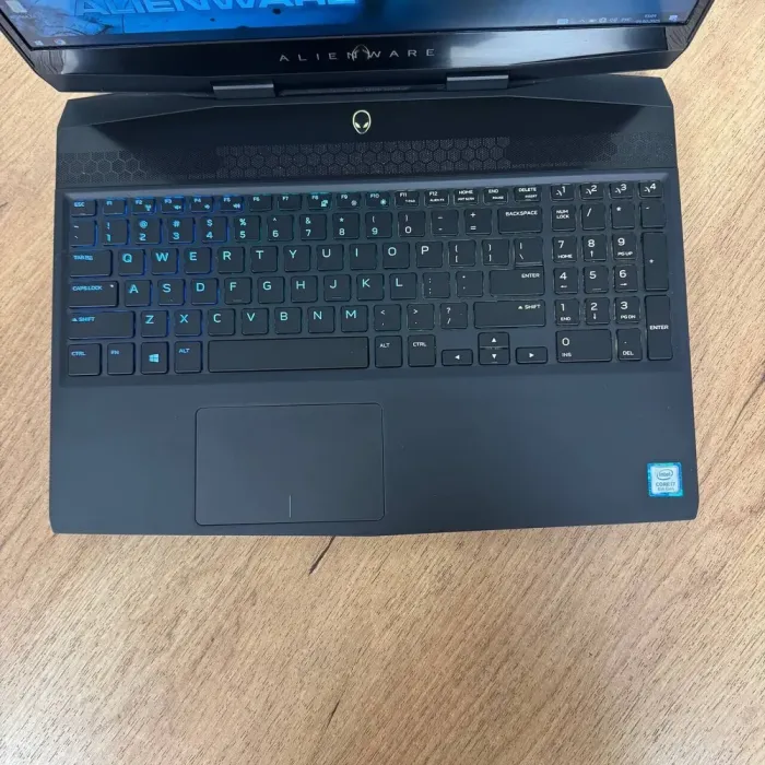 Ігровий ноутбук Б-клас Dell Alienware m15 / 15.6" (1920x1080) IPS / Intel Core i7-8750H (6 (12) ядер по 2.2 - 4.1 GHz) / 32 GB DDR4 / 512 GB SSD / nVidia GeForce RTX 2060, 6 GB GDDR6, 192-bit / WebCam б/в - зображення 7