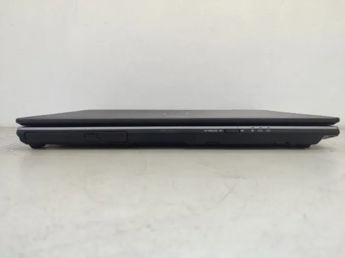 Мобільна робоча станція Fujitsu Celsius H920 / 17.3" (1920x1080) TN / Intel Core i7-3820QM (4 (8) ядра по 2.7 - 3.7 GHz) / 32 GB DDR3 / 240 GB SSD / nVidia Quadro K4000M, 4 GB GDDR5, 256-bit / WebCam б/в - зображення 5