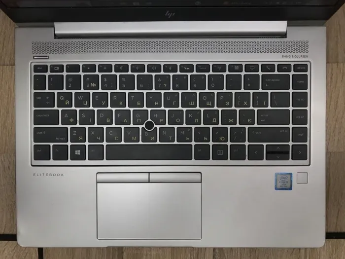 Ноутбук Б-клас HP EliteBook 840 G6 / 14" (1920x1080) IPS / Intel Core i5-8365U (4 (8) ядра по 1.6 - 4.1 GHz) / 8 GB DDR4 / 256 GB SSD M.2 / Intel UHD Graphics 620 / WebCam / Fingerprint б/в - зображення 4