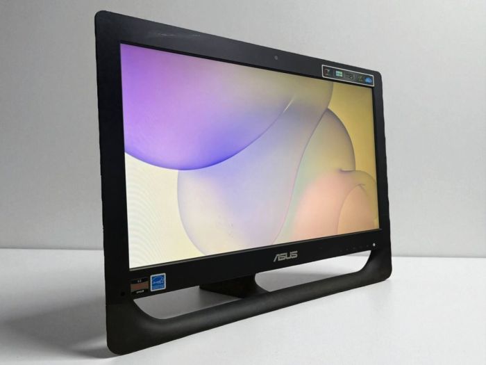 Моноблок Б-клас Asus ET2012AUKB / 20" (1600x900) TN / AMD E-450 (2 ядрa по 1.66 GHz) / 8 GB DDR3 / 120 GB SSD / AMD Radeon HD 6320 Graphics / WebCam б/в - зображення 3