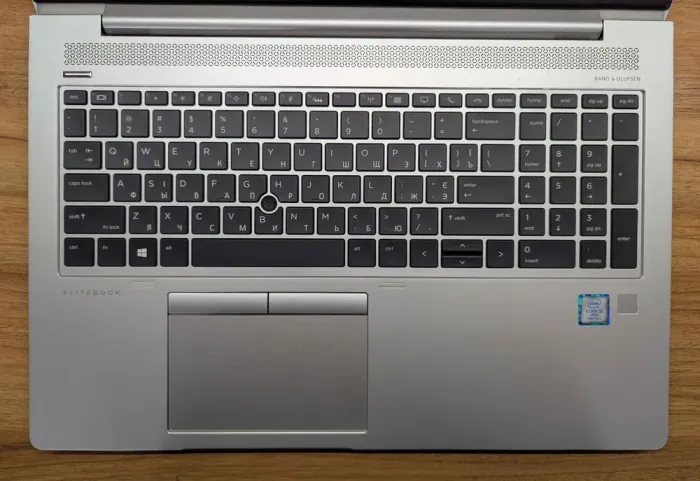 Ультрабук HP EliteBook 850 G6 / 15.6" (1920x1080) IPS / Intel Core i5-8365U (4 (8) ядра по 1.6 - 4.1 GHz) / 16 GB DDR4 / 512 GB SSD / Intel UHD Graphics / TouchID / WebCam / Windows 10 б/в - зображення 3