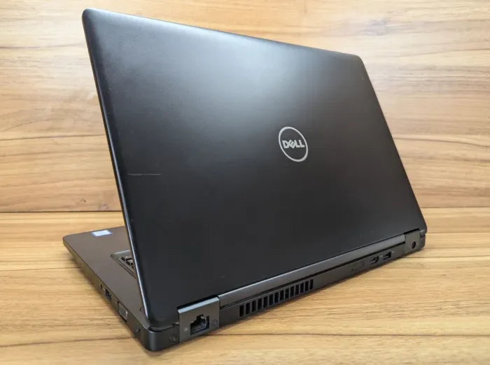 Ультрабук Dell Latitude 5480 / 14" (1366x768) TN / Intel Core i5-7200U (2 (4) ядра по 2.5 - 3.1 GHz) / 8 GB DDR4 / 240 GB SSD / Intel HD Graphics 620 / WebCam / HDMI / Windows 10 б/в - зображення 7