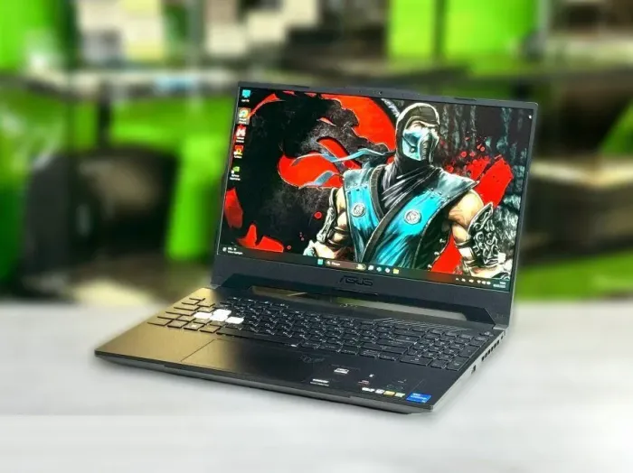 Ігровий ноутбук Б-клас Asus TUF Dash F15 FX517Z / 15.6" (1920x1080) IPS / Intel Core i5-12450H (8 (12) ядер по 3.3 - 4.4 GHz) / 16 GB DDR5 / 512 GB SSD M.2 / nVidia GeForce RTX 3050, 4 GB GDDR6, 128-bit / WebCam Win 11 Home б/в - зображення 3