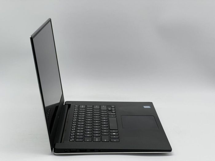Мобільна робоча станція Б-класу Dell Precision 5530 / 15,6" (1920x1080) IPS / Intel Core i7-8850H (6 (12) ядра по 2,6 - 4,3 ГГц) / 16 ГБ DDR4 / 480 ГБ SSD / nVidia Quadro P1000, 4 ГБ GDDR5, 128-біт б/в - зображення 3