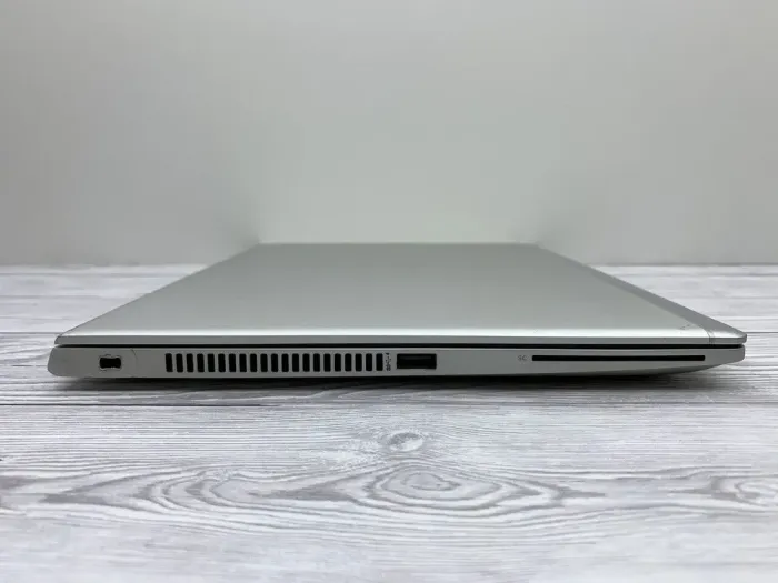 Ультрабук Б-клас HP EliteBook 830 G5 / 13.3" (1366x768) IPS Touch / Intel Core i5-7300U (2 (4) ядра по 2.6 - 3.5 GHz) / 8 GB DDR4 / 240 GB SSD / Intel UHD Graphics 620 / WebCam б/в - зображення 4