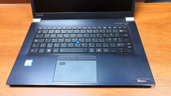 Ультрабук Toshiba Tecra X40-E / 14" (1920x1080) IPS Touch / Intel Core i5-8250U (4 (8) ядра по 1.6 - 3.4 GHz) / 8 GB DDR3 / 256 GB SSD / Intel UHD Graphics 620 / WebCam / Win 10 Pro б/в - зображення 10