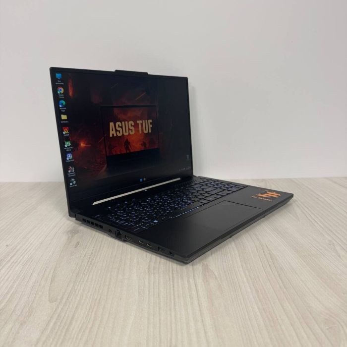 Ігровий ноутбук Б-клас Asus TUF Gaming Advantage A16 FA617NS / 16" (1920x1200) IPS / AMD Ryzen 7 7735HS (8 (16) ядер по 3.2 - 4.75 GHz) / 16 GB DDR5 / 512 GB SSD NVMe / AMD Radeon RX 7600S, 8 GB GDDR6, 128-bit / WebCam б/в - зображення 4