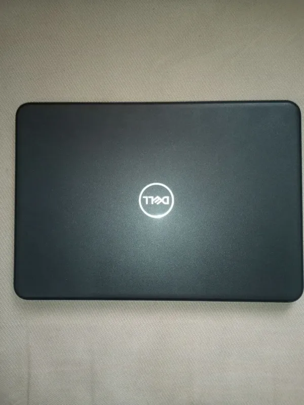 Ультрабук Б-клас Dell latitude 3310 / 13.3" (1366x768) TN / Intel Core i3-8145U (2 (4) ядра по 2.1 - 3.9 GHz) / 8 GB DDR4 / 120 GB SSD / Intel UHD Graphics 620 / WebCam б/в - зображення 5